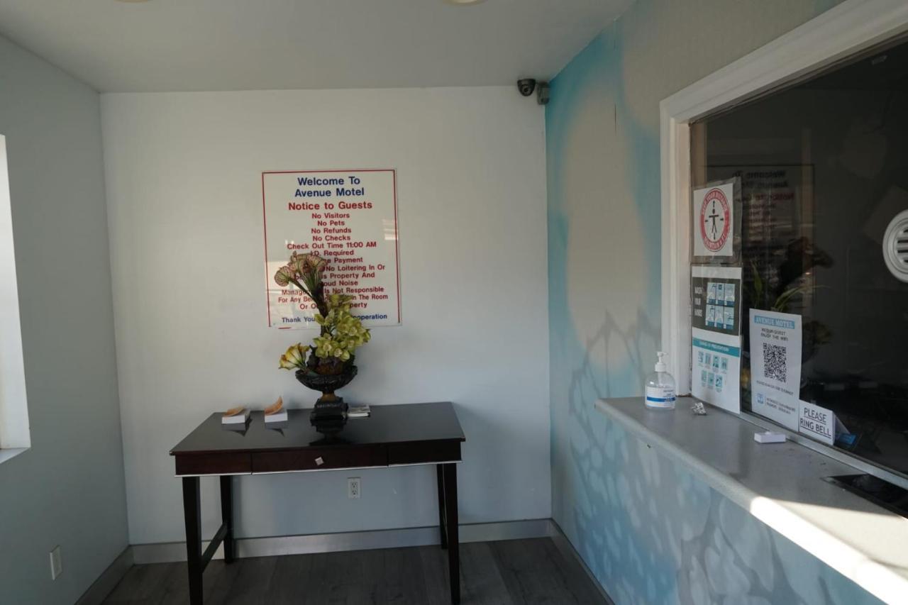 Avenue Motel Гардина Екстериор снимка